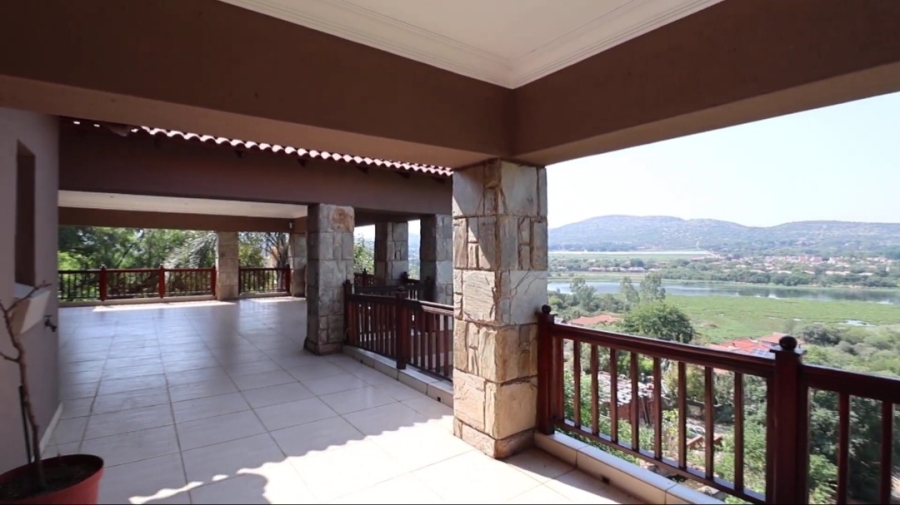 4 Bedroom Property for Sale in Ifafi North West